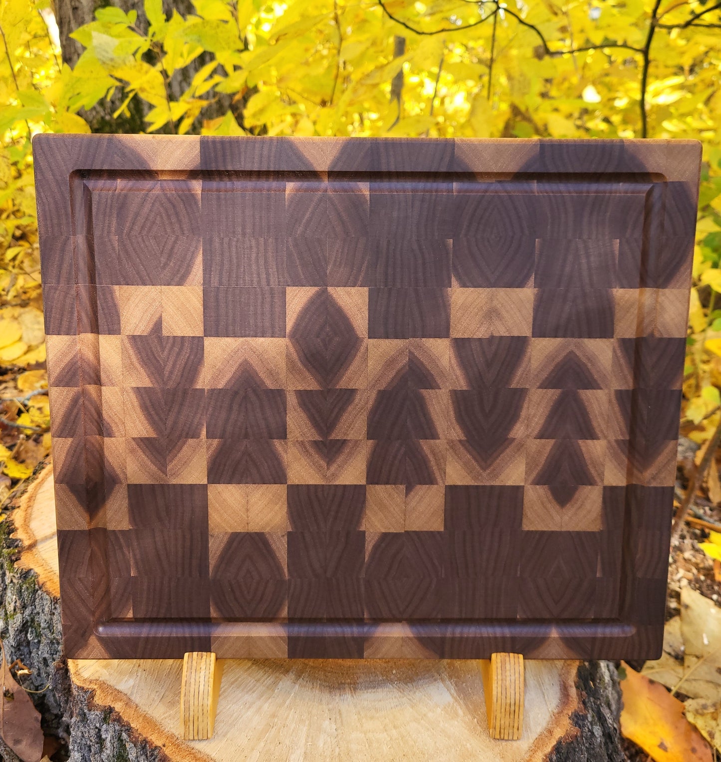 Walnut End-Grain Cutting Board
