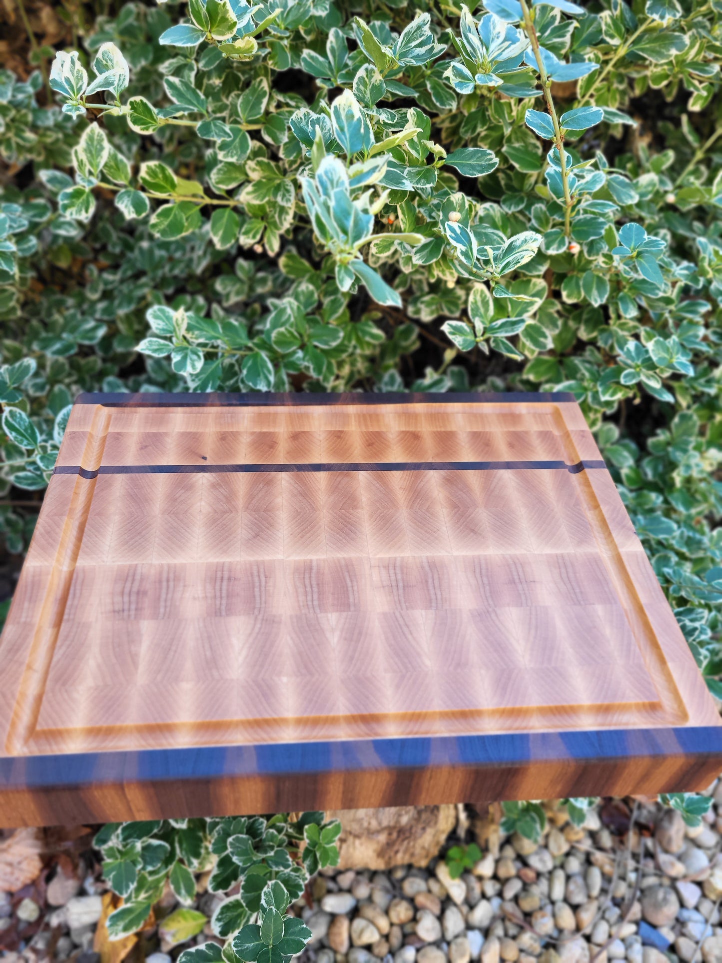 Hard Maple & Walnut End-Grain Cutting Board