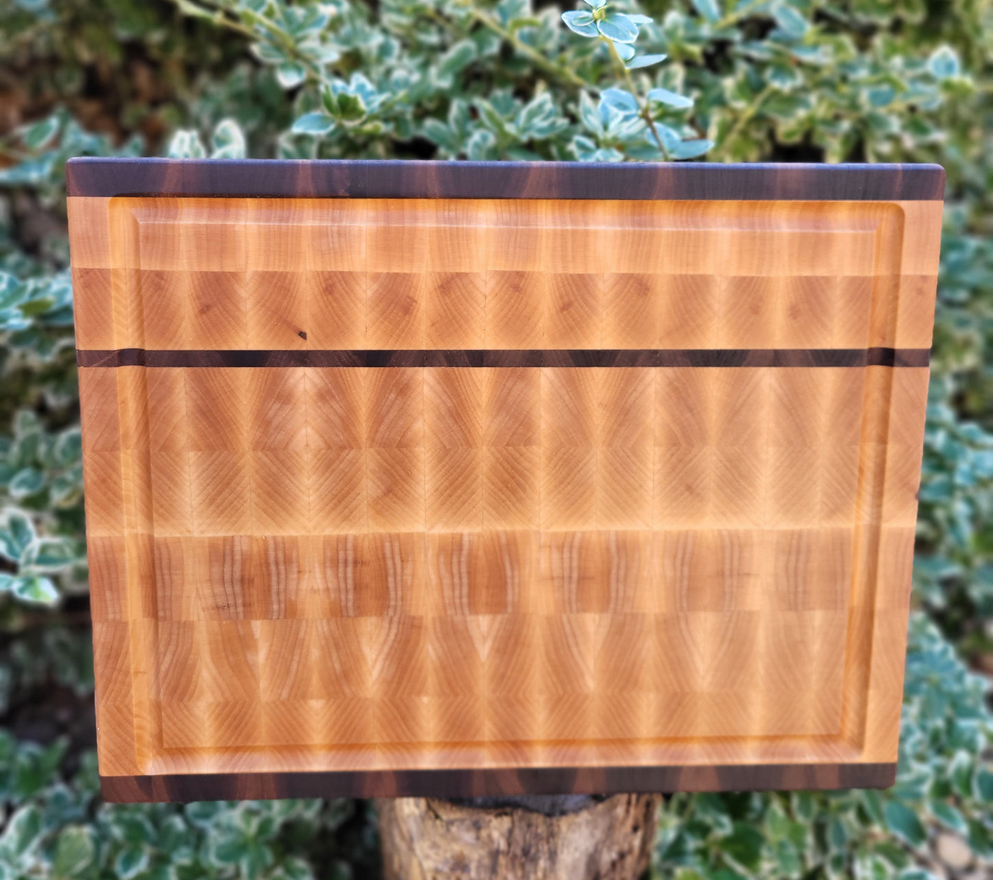 Hard Maple & Walnut End-Grain Cutting Board