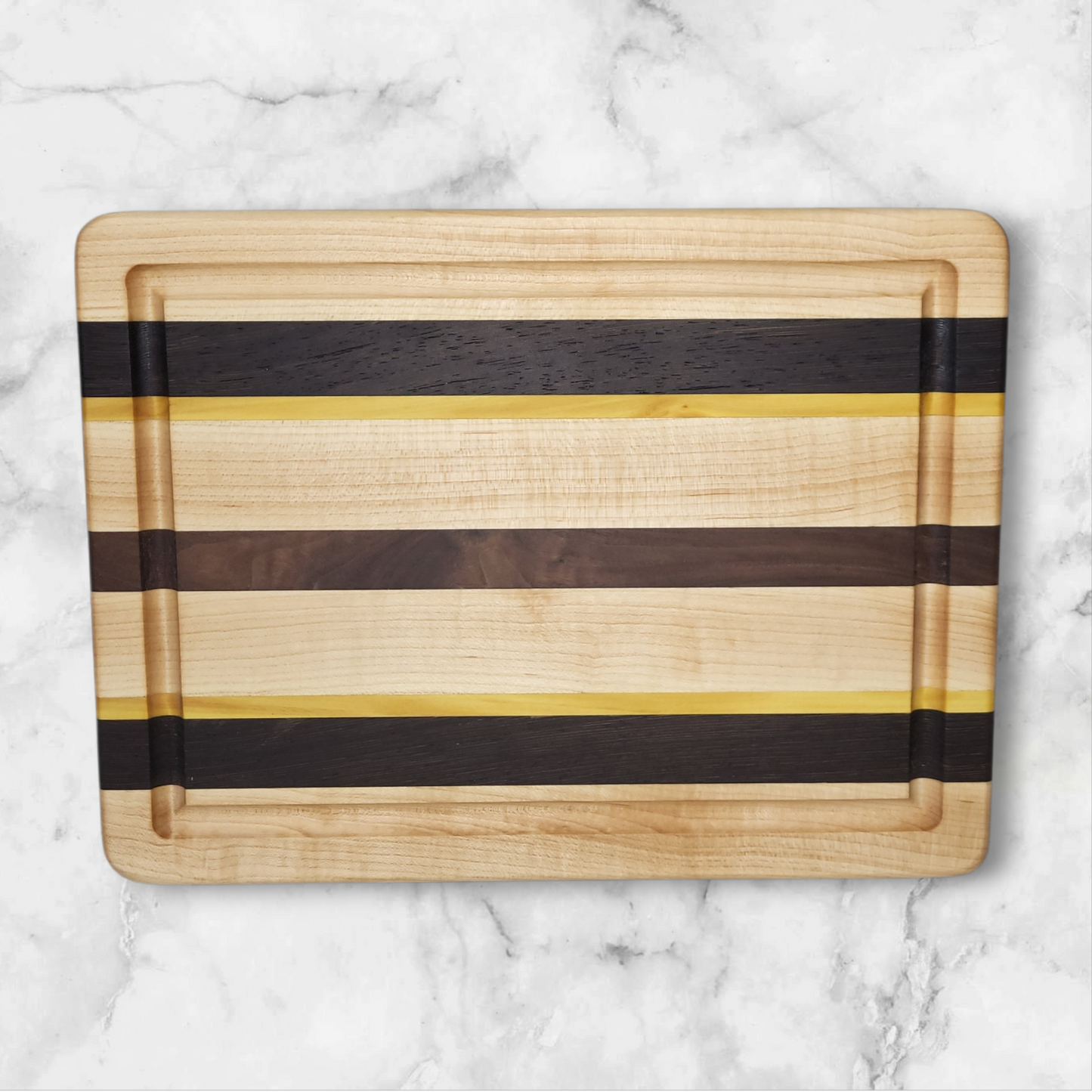 Edge-Grain Cutting Board - Juice Groove - Maple