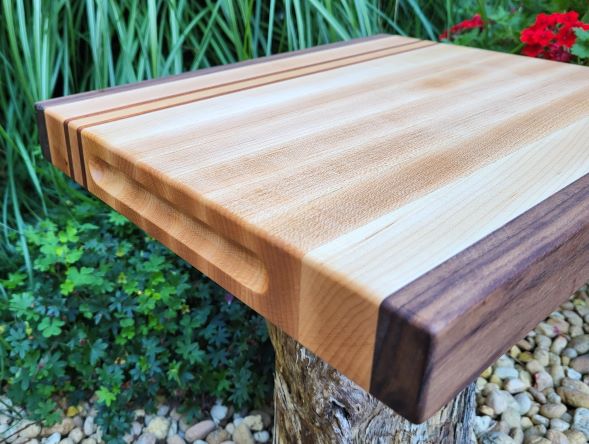 Hard Maple & Walnut Edge-Grain Cutting Board