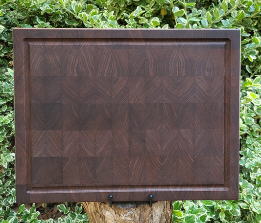 Solid Walnut End-Grain Cutting Board